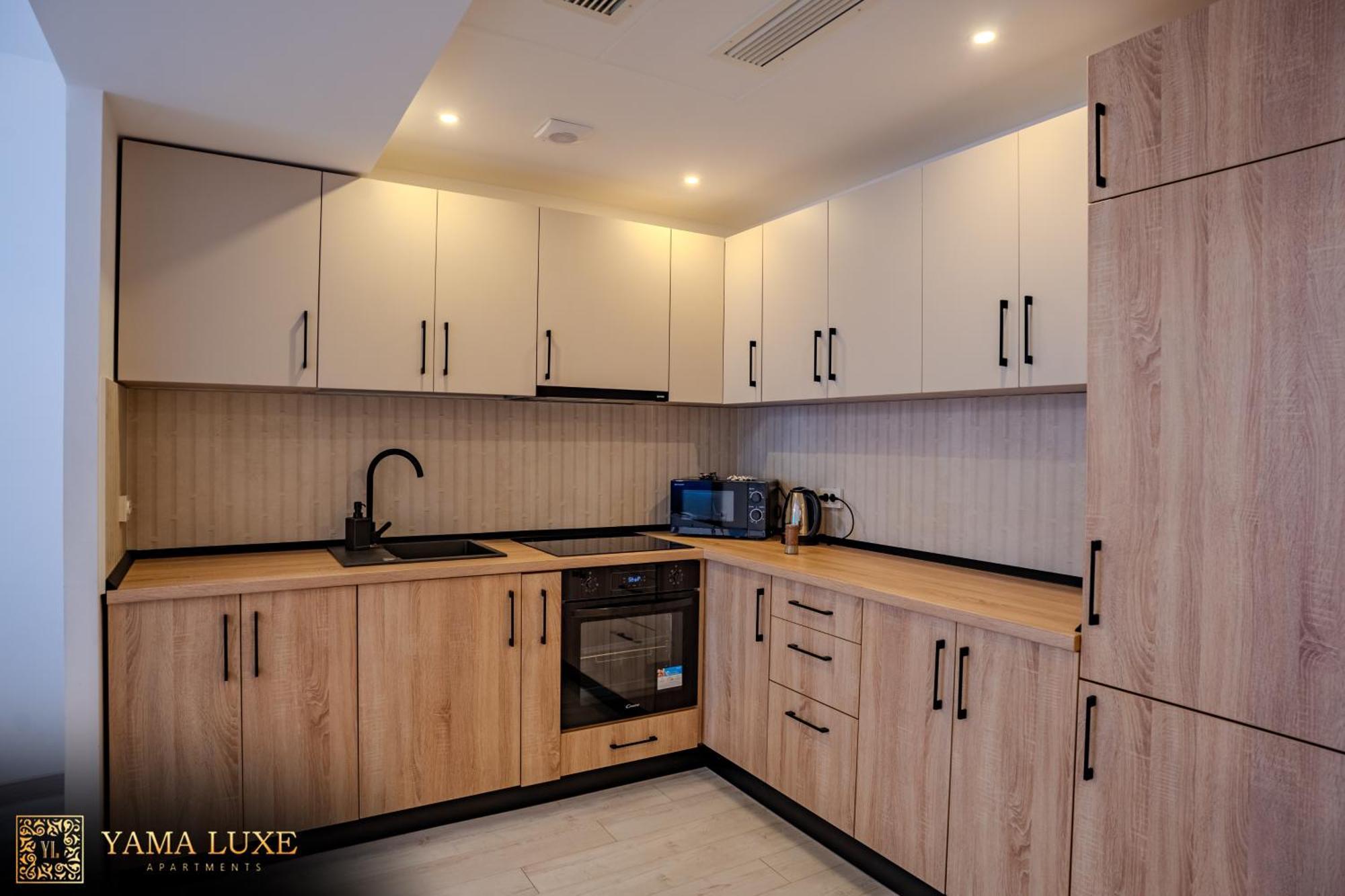 Yamaluxe - Pink & Gold With Many Facilities Apartament Bucureşti